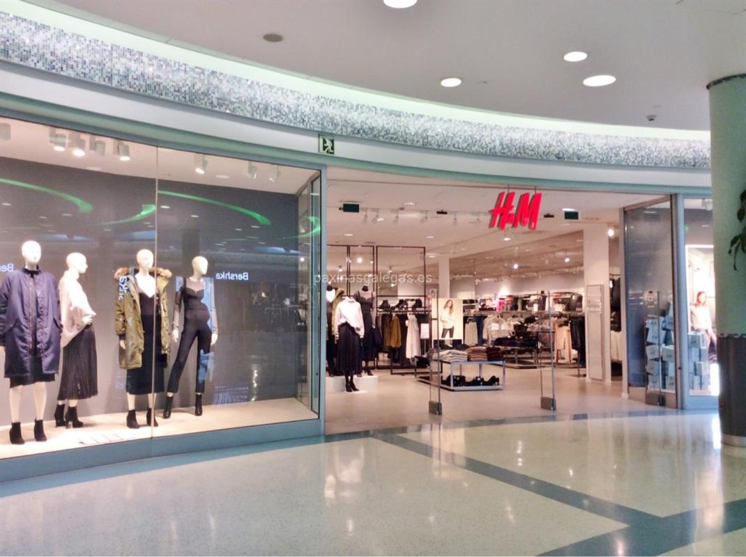 El interior de una tienda de H&M