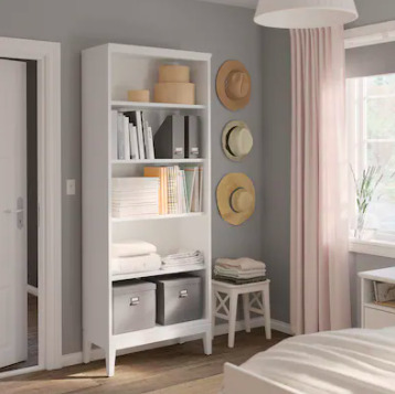 La estantería Idanäs de Ikea perfecta ara salones o habitaciones pequeñas