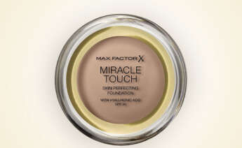 Base de maquillaje Miracle Touch de Max Factor, en Amazon
