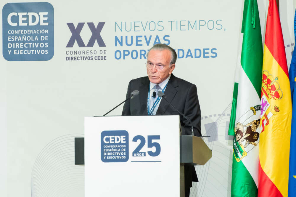 Isidre Fainé en el congreso CEDE, al que llevó a Adebayo Ogunlesi, presidente de GIP, accionista de Naturgy. Foto: CEDE