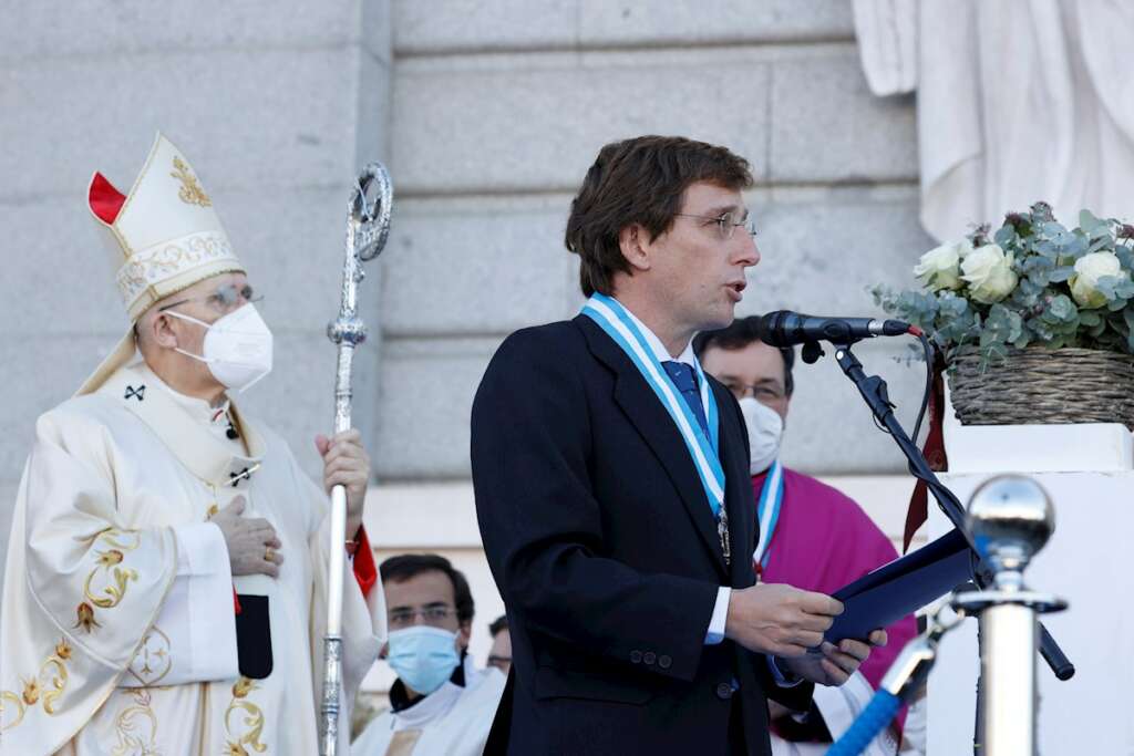 El alcalde de Madrid, José Luis Martínez-Almeida, en el día de la Almudena. EFE