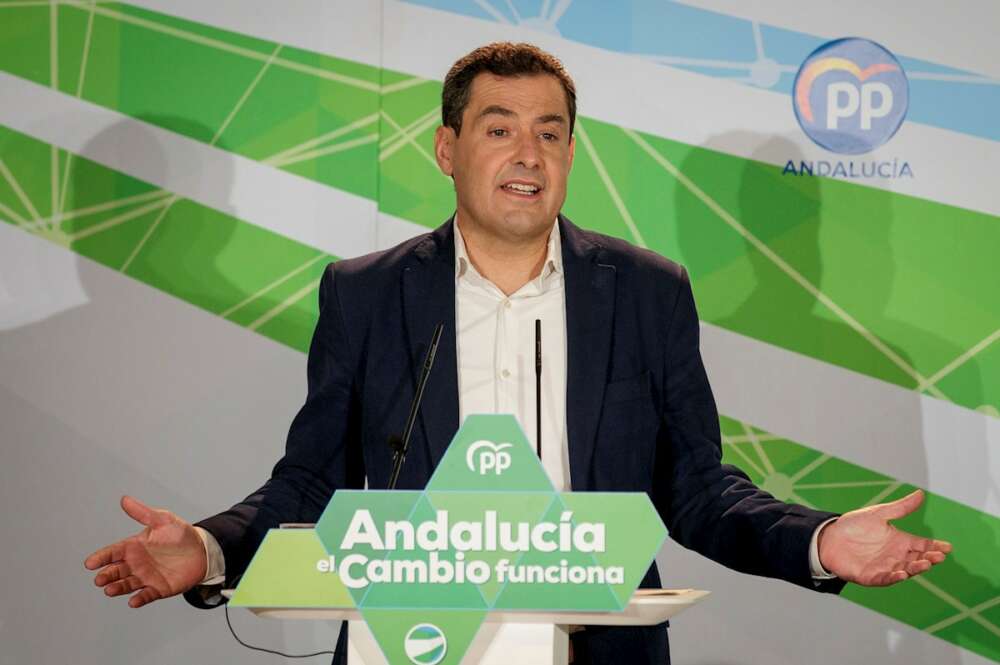 - El presidente de la Junta de Andalucía, Juanma Moreno, durante su intervención ante la junta directiva regional del PP hoy sábado en Sevilla. EFE/Julio Muñoz