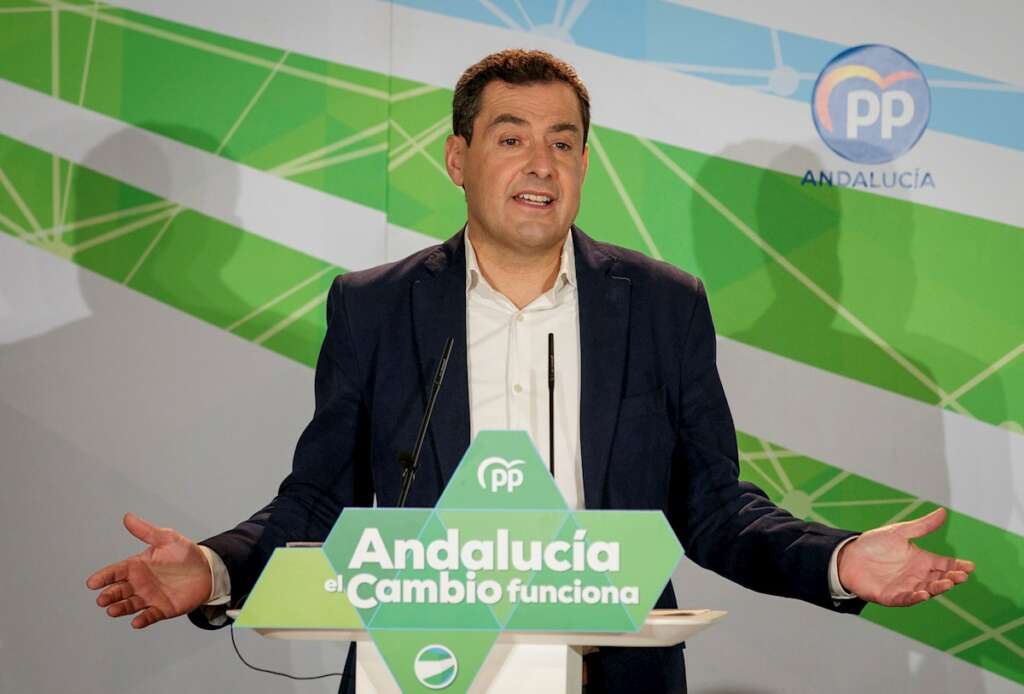- El presidente de la Junta de Andalucía, Juanma Moreno, durante su intervención ante la junta directiva regional del PP hoy sábado en Sevilla. EFE/Julio Muñoz
