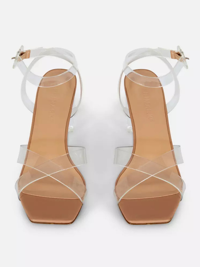 Los zapatos de Primark de tiras transparentes