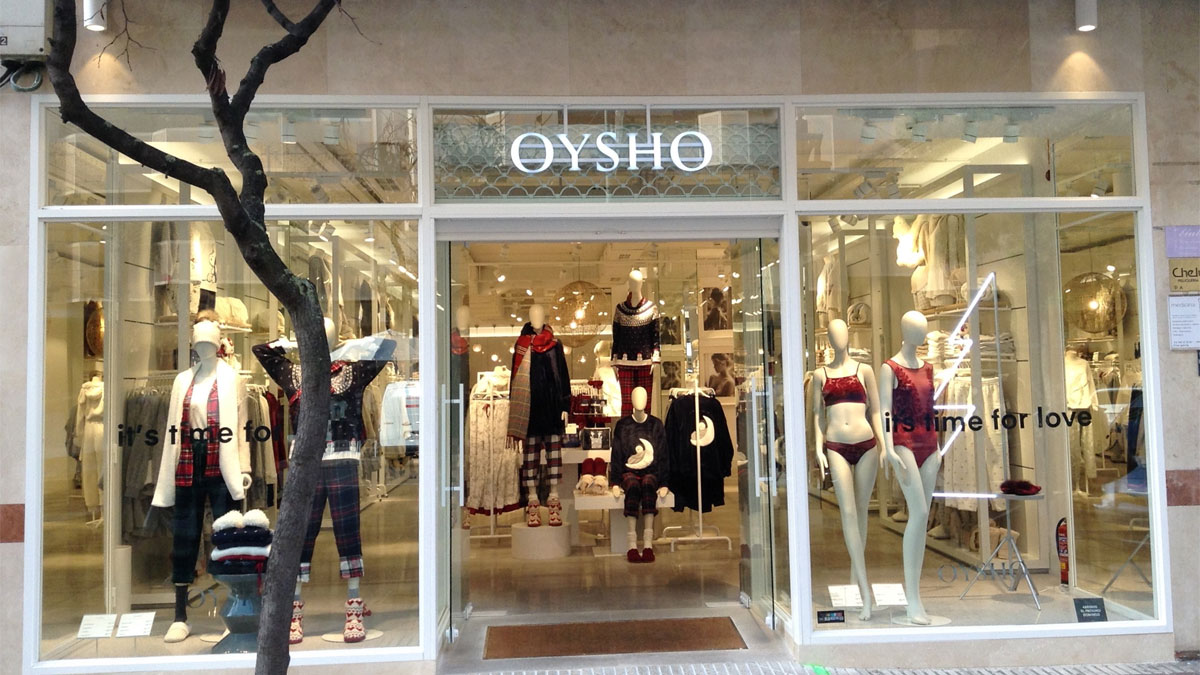 Fachada de tienda de Oysho