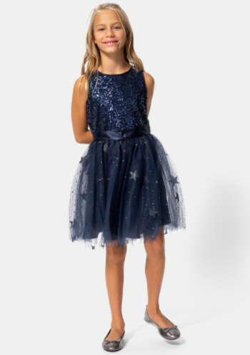 El vestido sin mangas de Niña TEX que venden en Carrefour