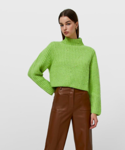 El jersey de cuello perkins con un toque primaveral de Stradivarius