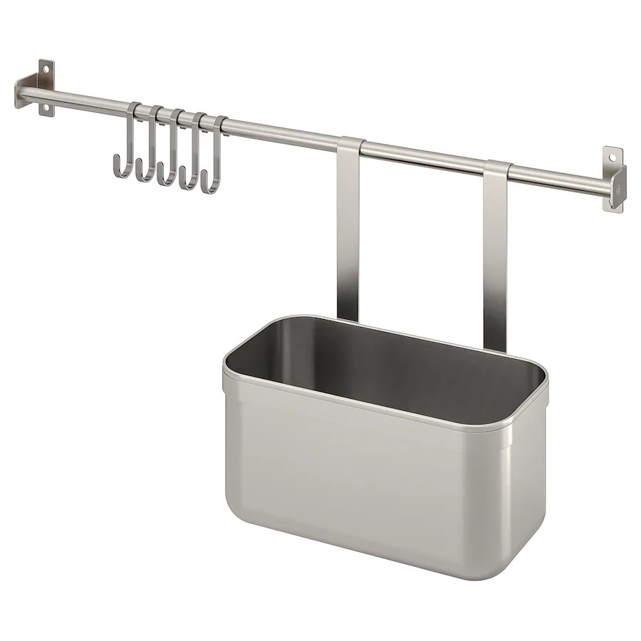 Riel con 5 ganchos y recipiente de acero de Ikea para colgar de todo en la cocina