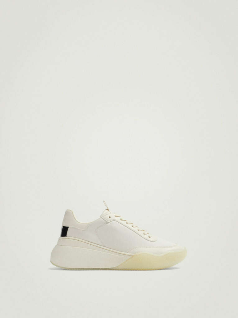 Las 'white sneakers' de la marca Parfois