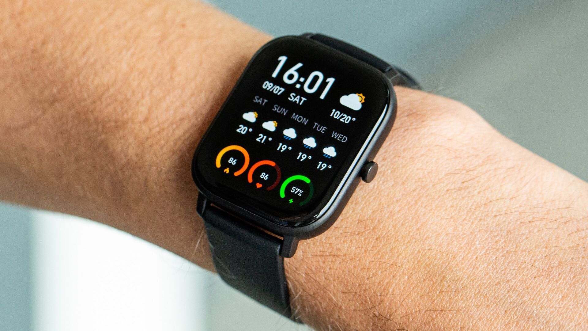 Amazfit gts resistente al agua best sale