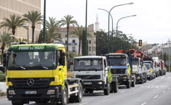 El descuento está dirigido al sector profesional de los transportistas. Foto: EFE. autónomo