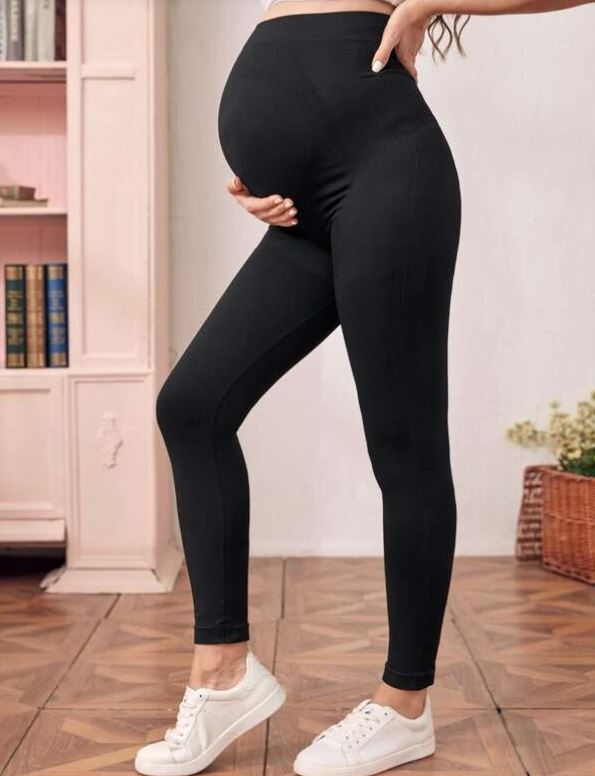 Los cómodos leggins premamá Shein para la época más del embarazo Economía
