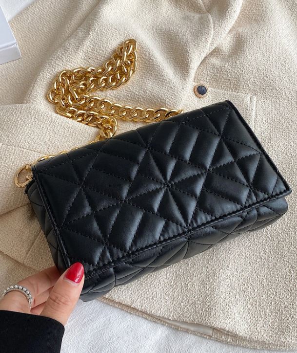 Shein tiene el clon perfecto de uno de los bolsos m s populares de