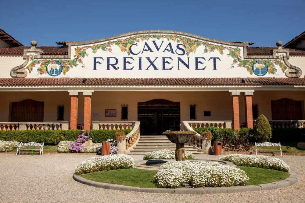 Entrada de la bodega Freixenet, en Sant Sadurní d’Anoia (Barcelona)