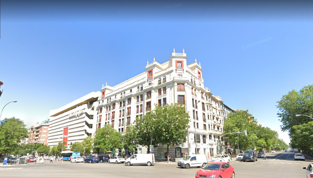 Establecimientos de El Corte Inglés ubicados en el barrio Goya. Google Maps.
