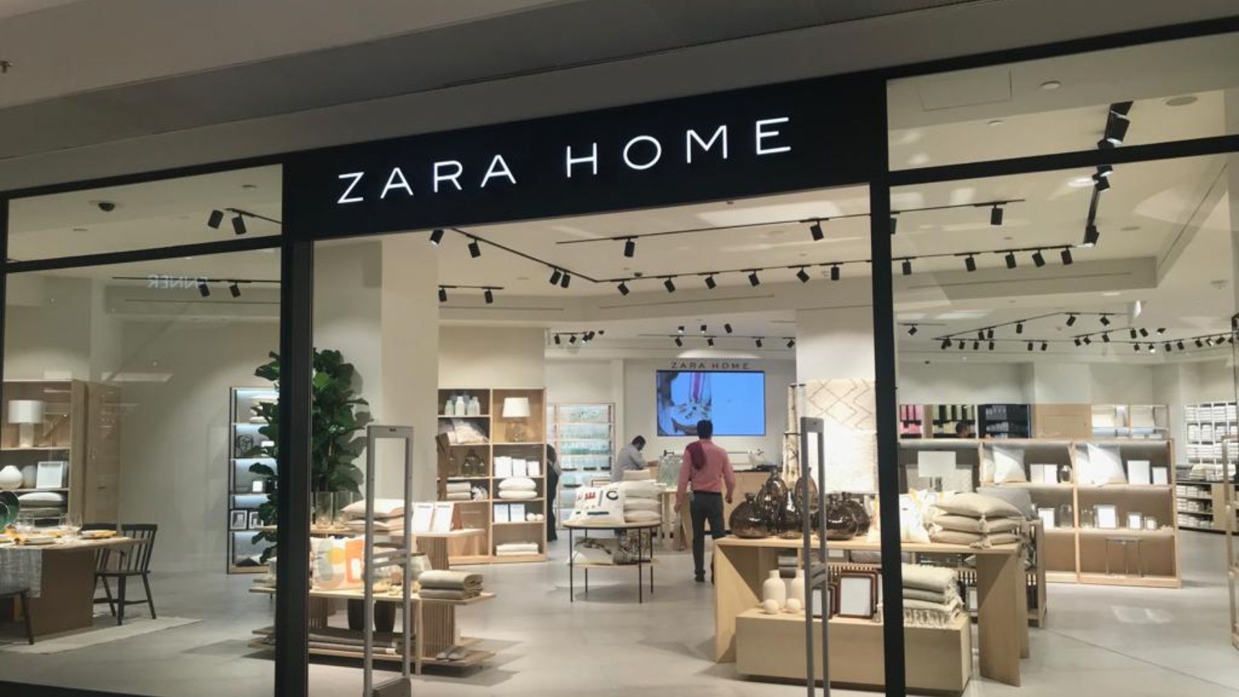 La silla perfecta para tu comedor está en Zara Home; de tendencia, con  rejilla, plegable y por menos de 100 euros