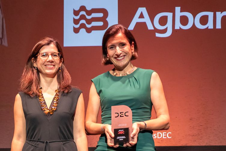 Agbar, galardonada en los Premios DEC 2022 por su programa de experiencia de cliente ‘Contigo’./ Servimedia
