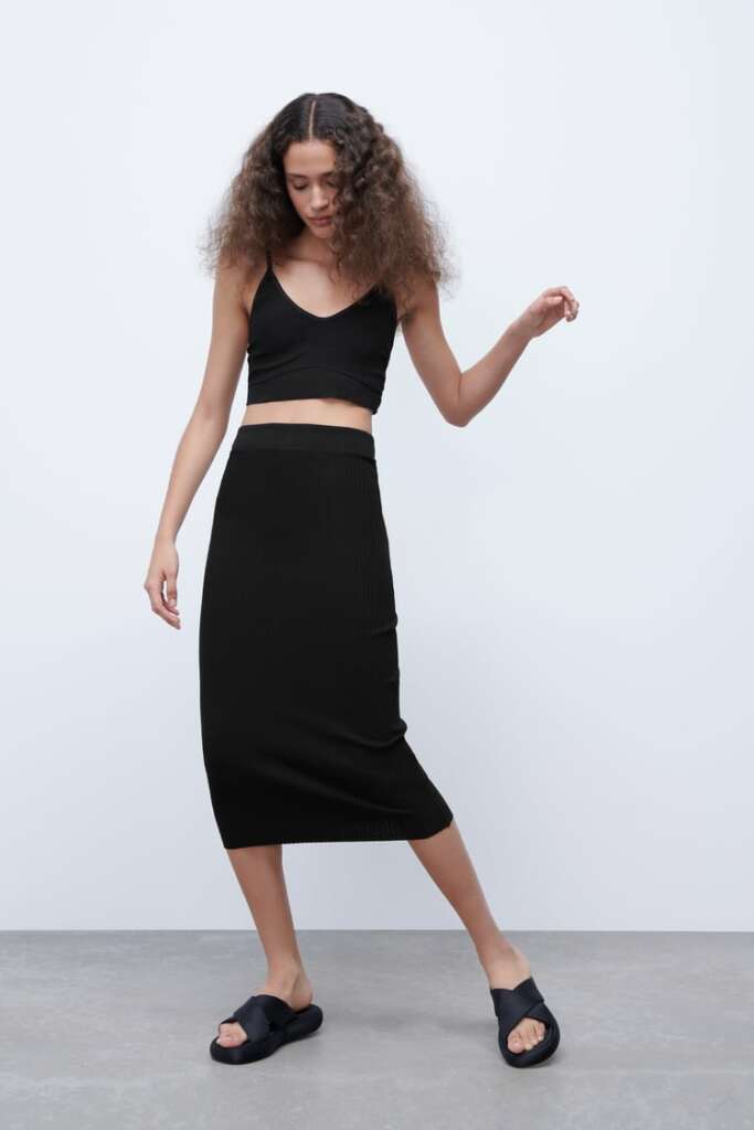 El conjunto de falda y top de Zara que podrás llevar tanto a diario como en tus festivales de verano - Digital