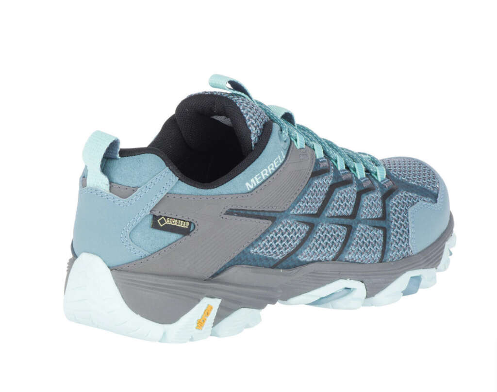 zapatillas montaña impermeables decathlon