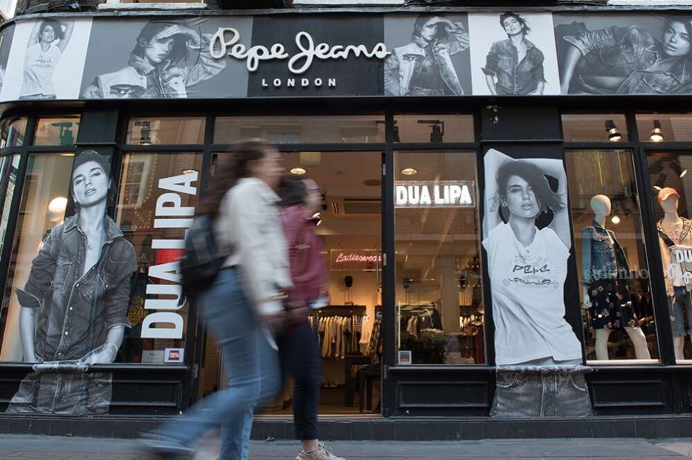 Rita Ora, imagen de la nueva moda de Pepe Jeans inspirada en el Londres boho