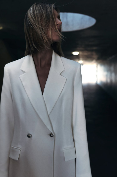 Abrigo blanco Zara