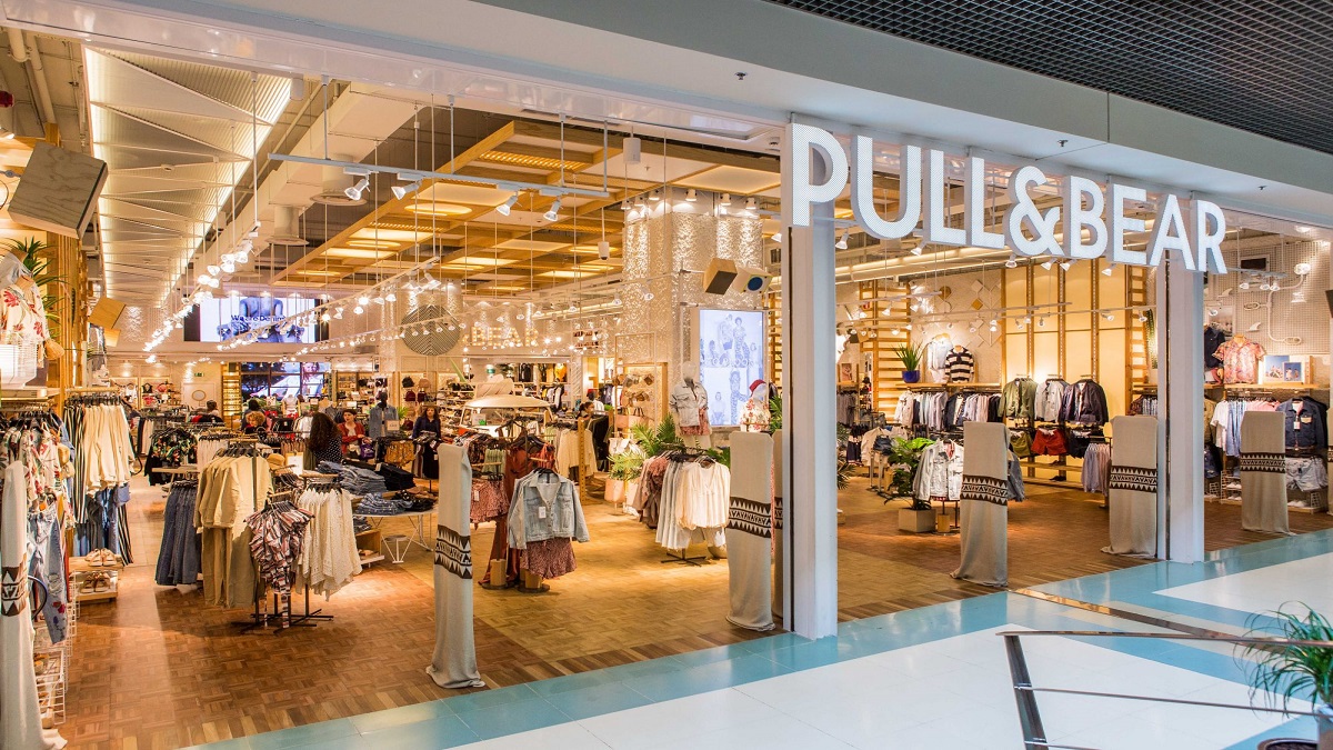 Fachada de la tienda de Pull&Bear