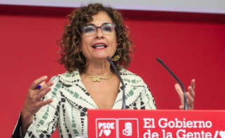 La vicesecretaria General del PSOE y ministra de Hacienda, María Jesús Montero, durante la rueda de prensa que ha ofrecido este lunes en Madrid. EFE/ Fernando Alvarado
