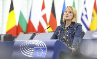 La eurodiputada del PP, Rosa Estaras, durante su participación en el debate sobre violencia de género.