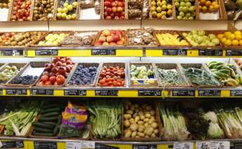 Un supermercado en el País Vasco. EFE/Juan Herrero.