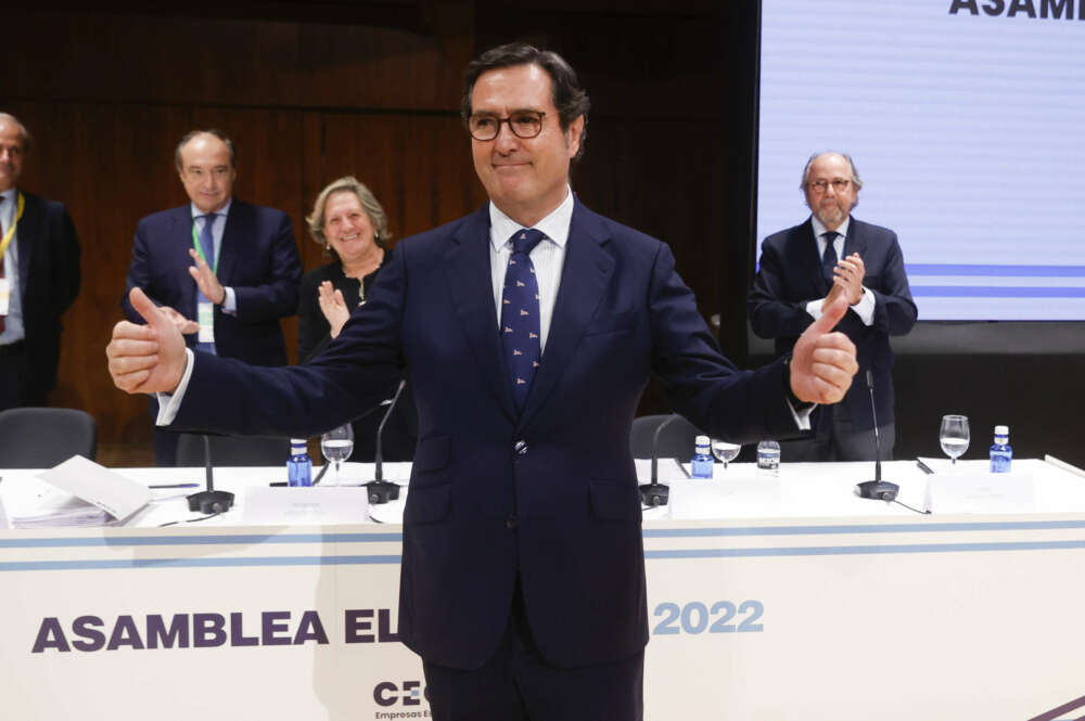 MADRID, 23/11/2022.- Antonio Garamendi ha ganado este miércoles las elecciones a la presidencia de la patronal CEOE con 534 votos a favor y seguirá un segundo mandato de cuatro años más al frente de los empresarios. EFE/ Juan Carlos Hidalgo