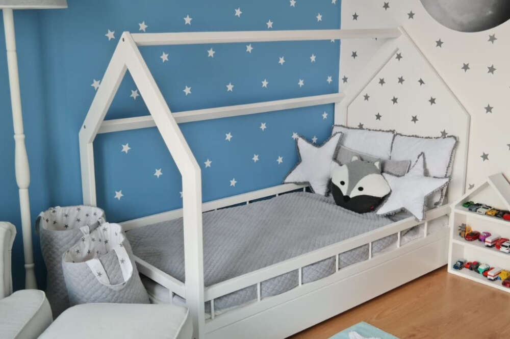 https://www.economiadigital.es/wp-content/uploads/2022/11/Cama-infantil-1000x665.jpg