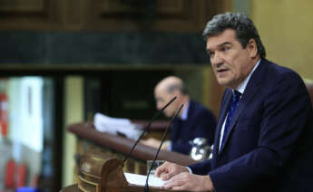 MADRID, 23/11/2022.- El ministro de Inclusión, Seguridad Social y Migraciones, José Luis Escrivá, interviene durante el pleno del Congreso que debate y vota, este miércoles, el proyecto de Presupuestos Generales del Estado de 2023. EFE/ Zipi