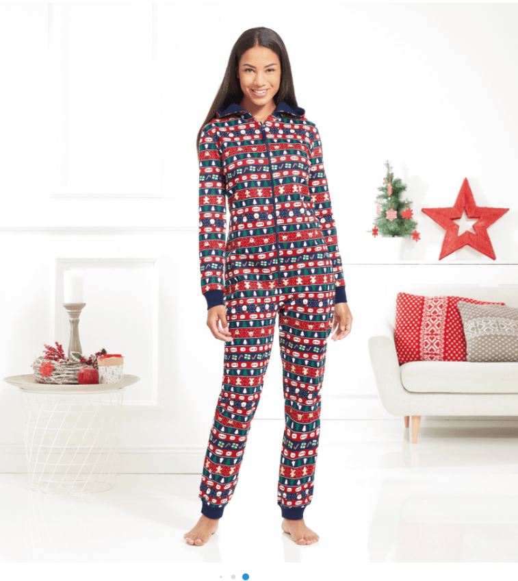 Los pijamas navideños tipo mono de Aldi para esos días fríos peli manta - Economía Digital