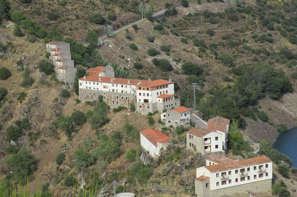 Salto de Castro. Wikipedia.