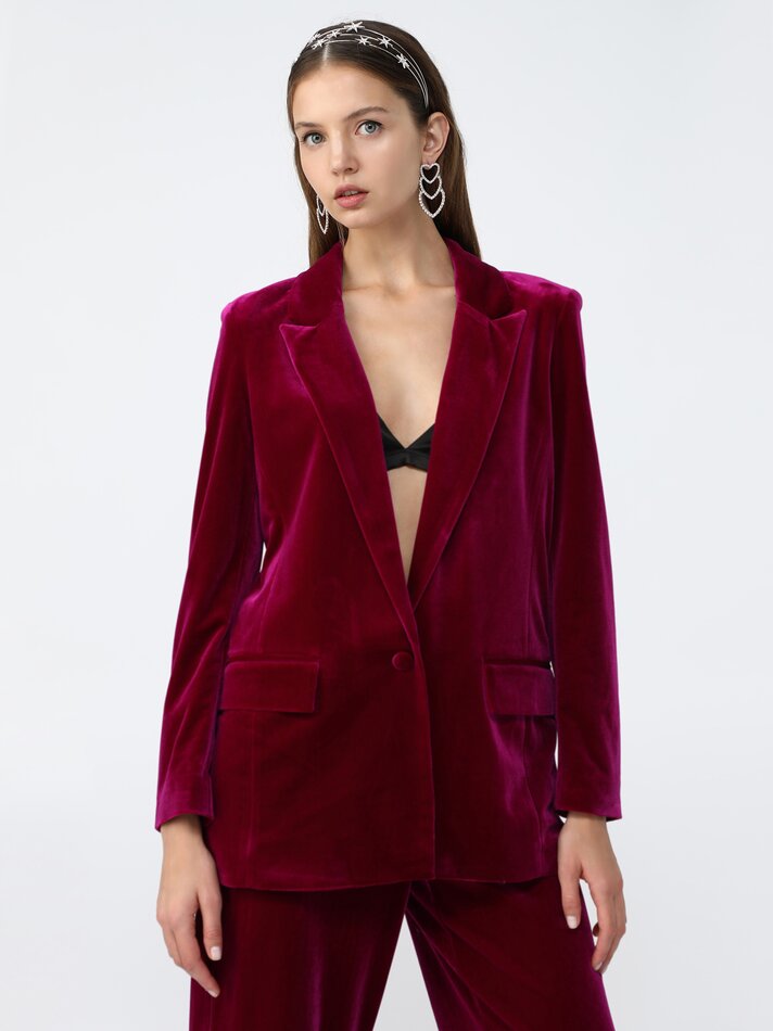 Traje terciopelo Lefties