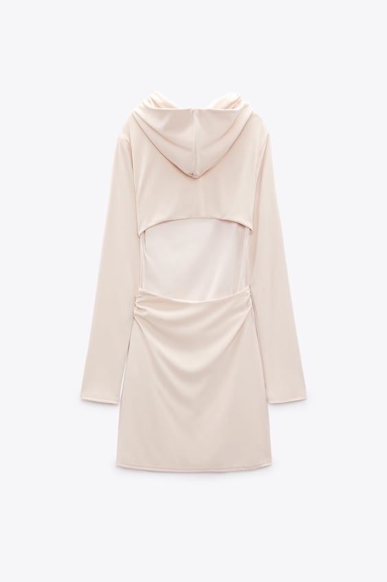 vestido capucha zara