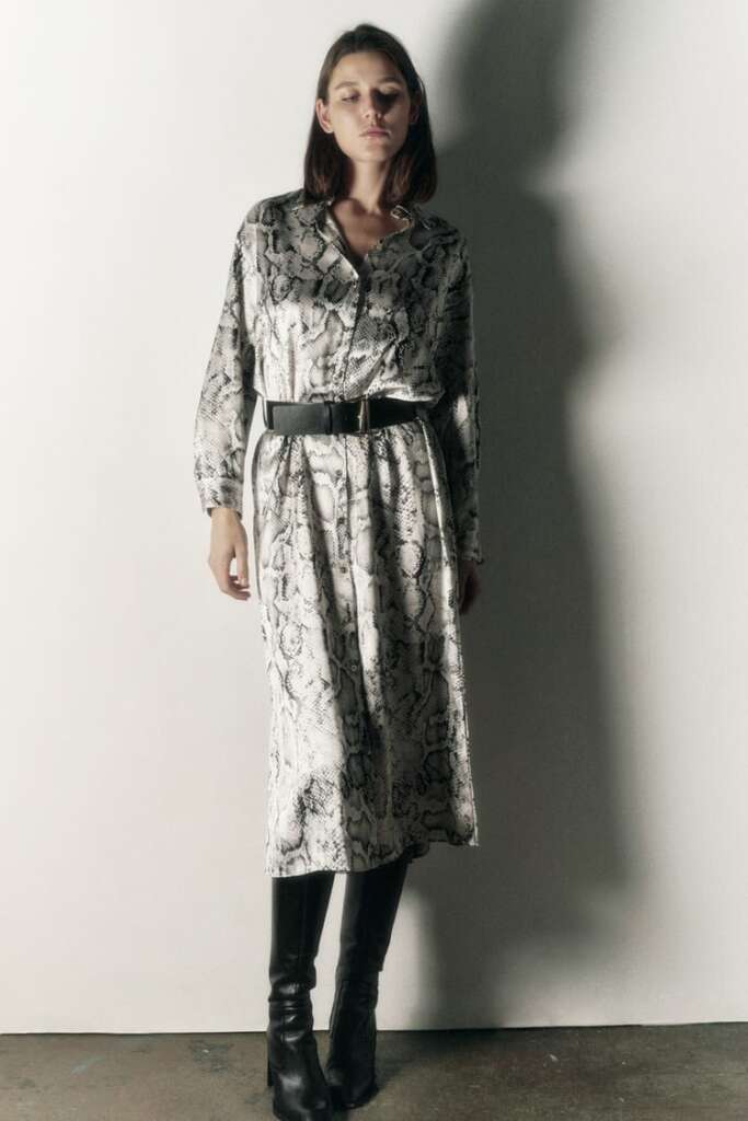 Vestido estampado serpiente zara 2025