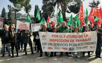Ocho sindicatos de la Inspección de Trabajo se manifiestan a las puertas del ministerio de Yolanda Díaz. Foto: C.D.