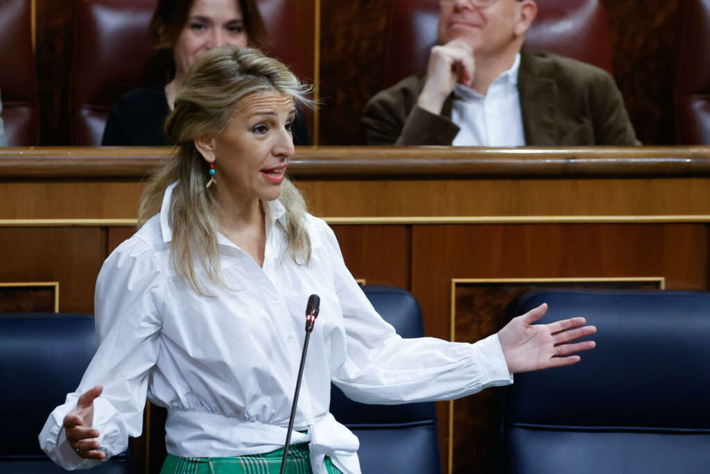 La vicepresidenta Segunda y Ministra de Trabajo y Economía Social, Yolanda Díaz, en una sesión de control al Gobierno en el Congreso. EFE/ Mariscal