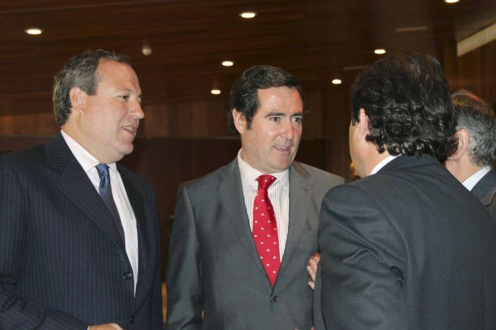 Jesús Terciado y Antonio Garamendi, en 2011. / EFE