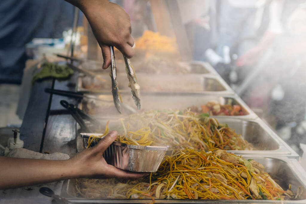 The plastic tax challenges the growth of food delivery at home