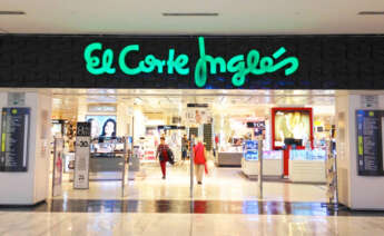 Fachada exterior de uno de los centros comerciales de El Corte Inglés