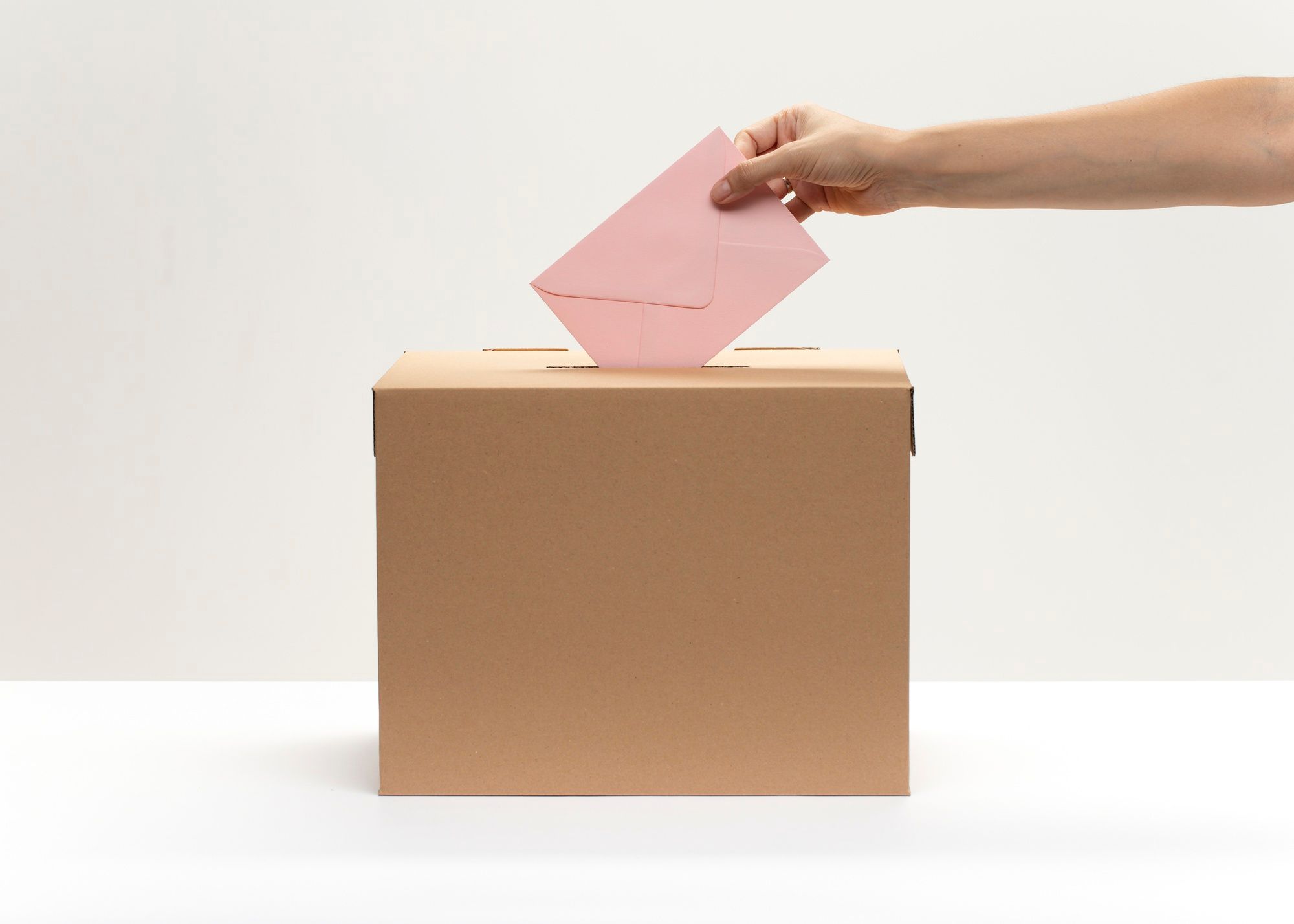 Las elecciones municipales y algunas autonómicas tendrán lugar el 28 de mayo: Foto: Freepik.
