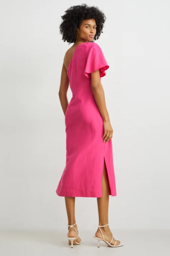 El vestido de tubo rosa de C&A ideal para salir del paso en cualqueir evento