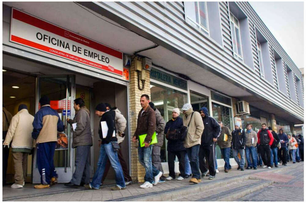 España tiene unos tres millones de personas en el paro. Foto EFE