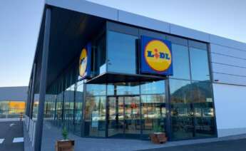 Fachada de una tienda de LIDL - supermercados