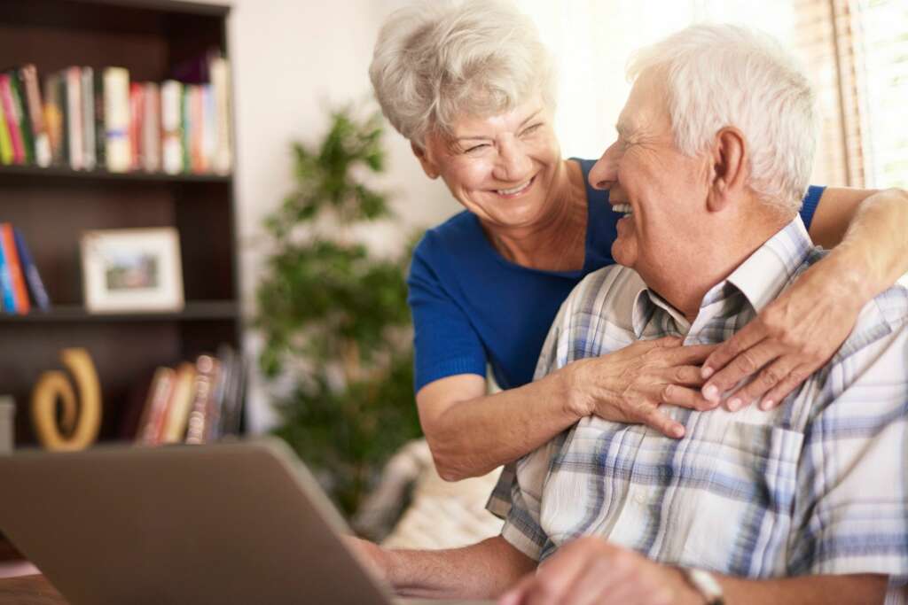 La jubilación demorada, activa, flexible o parcial son algunas de las opciones para atrasar la edad de jubilación. Foto: Freepik.