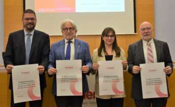 Lluis Moreno (CCOC), Josep Sánchez Llibre, Anna Cornadó y Salvador Guillermo, de Foment. Imagen: Foment del Treball