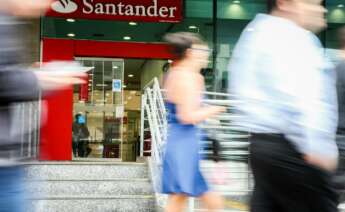 Banco Santander implementa cambios en los extractos de tarjetas de crédito. Foto Fernando Bizerra JR - EFE