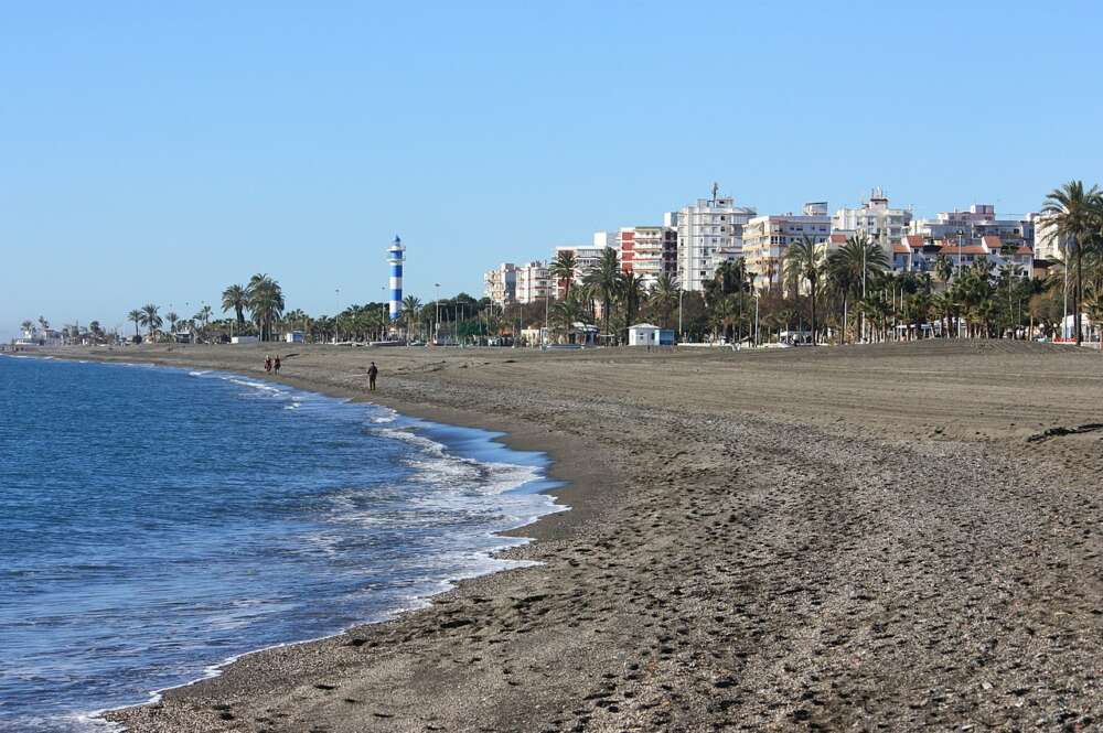 Vélez-Málaga tiene 25 km de costa. Foto: Wikipedia.